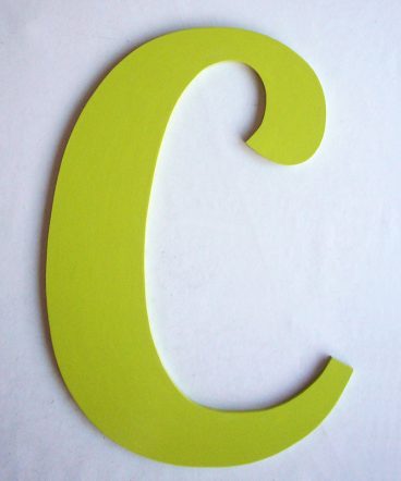 letra c verde de madera