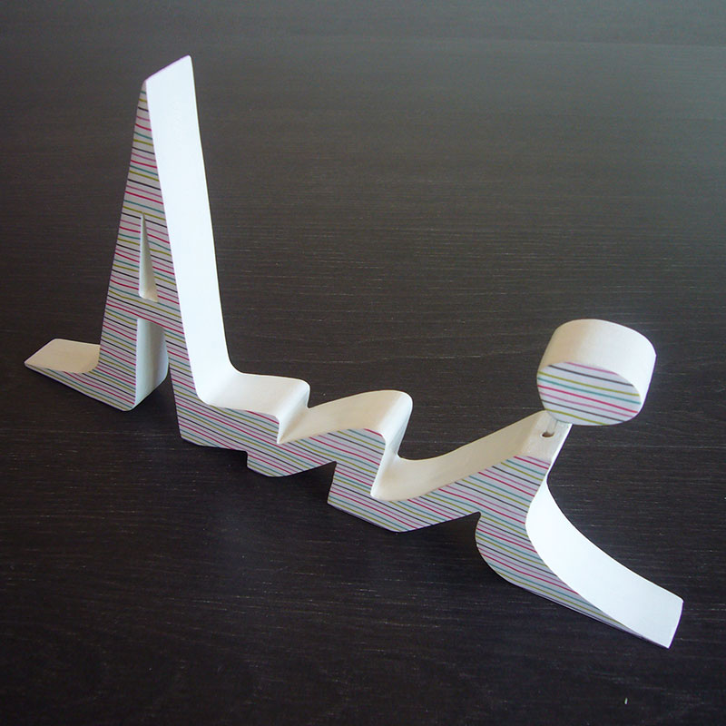 nombre de madera ani decorado