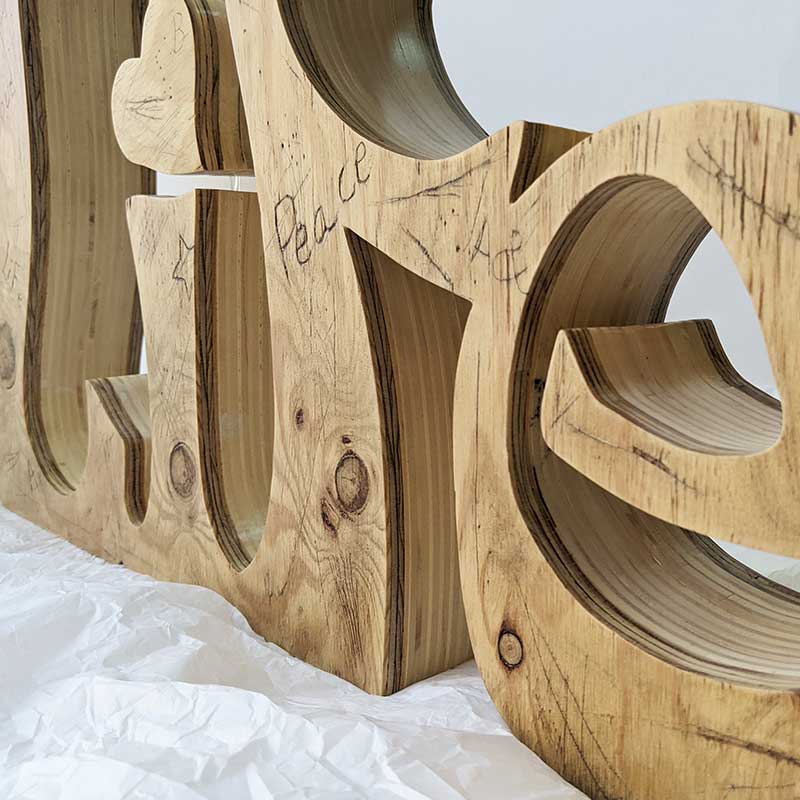 Palabra Life de madera maciza - Imagen 4