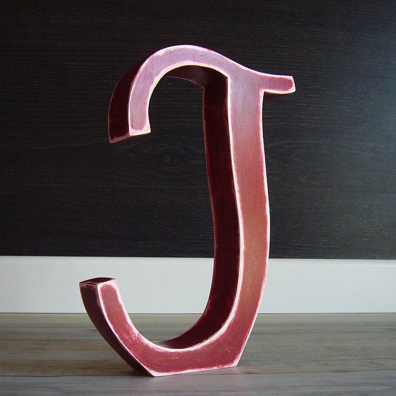 Letra J rojo sobre blanco - Imagen 3