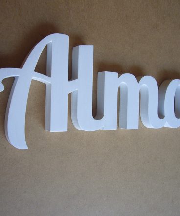 nombre alma en color blanco liso