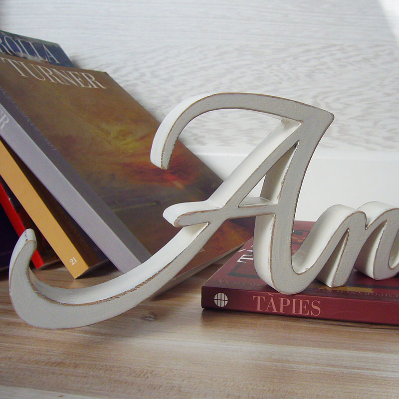 nombre angel de madera en blanco