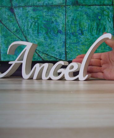 nombre angel de madera color blanco