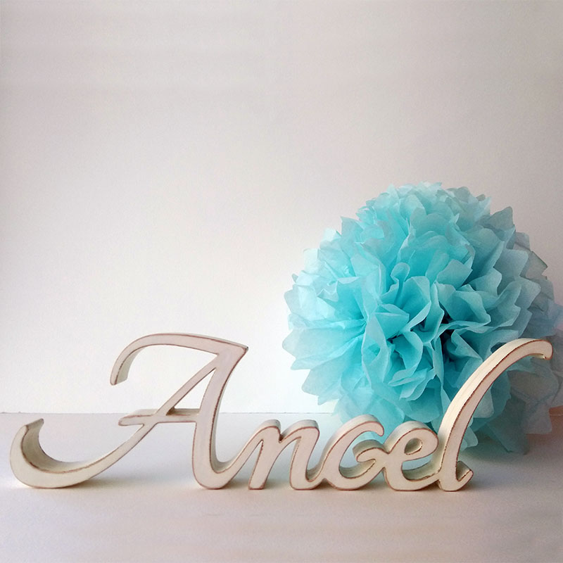 nombre angel color blanco