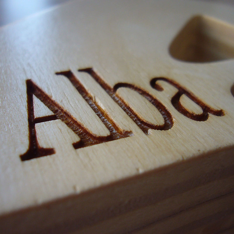 alba-grabado-en-madera