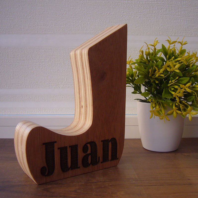 Letra J personalizada con nombre Juan - Imagen 3