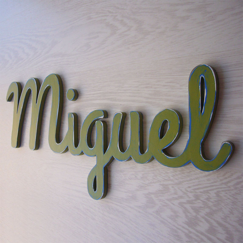 miguel nombre decorado en verde vintage