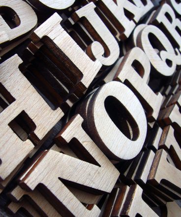 abecedario de madera personalizado