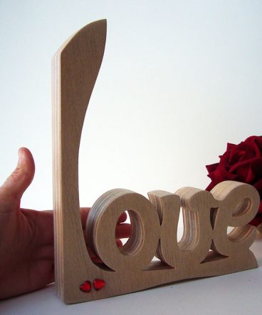 love artesano de madera maciza y corazoncitos