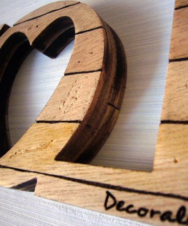 love de madera retro artesanal