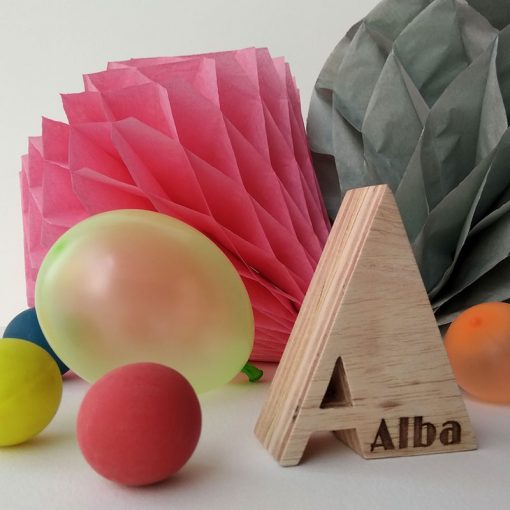 Letra A grabada con el nombre de Alba - Imagen 7