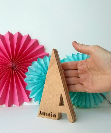 letra a de madera personalizada