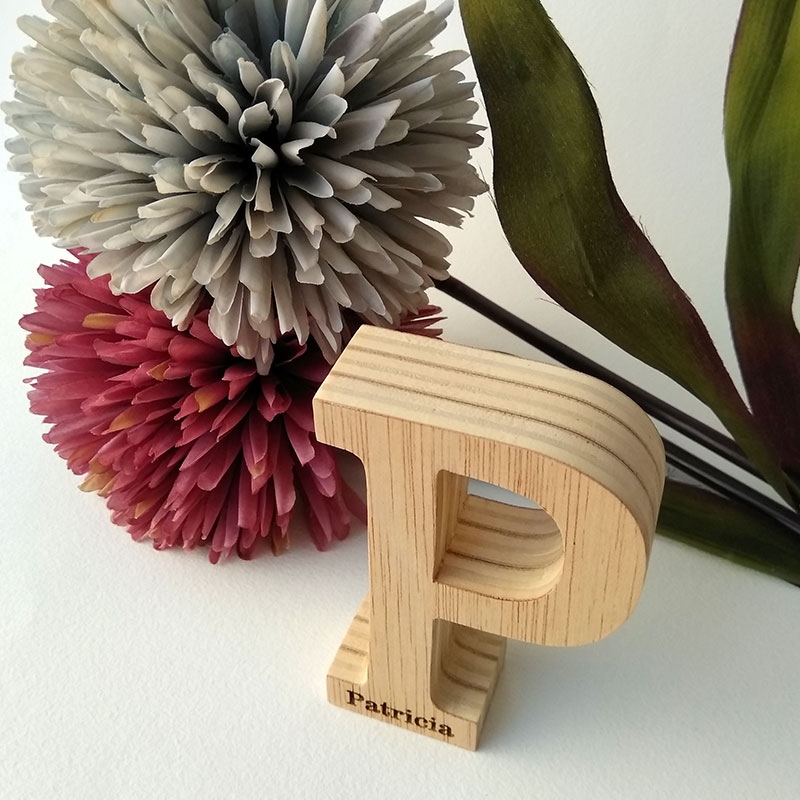 Letra P con nombre Patricia grabado - Imagen 9