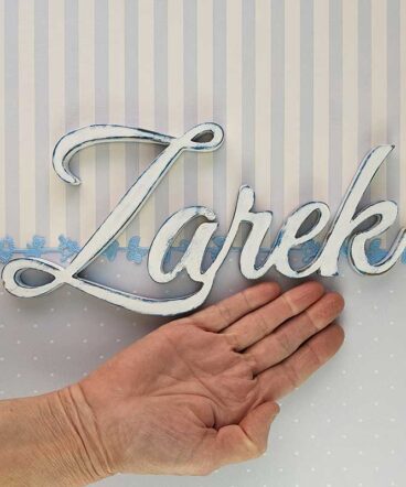nombre zarek decorado blanco vintage con bordes azules