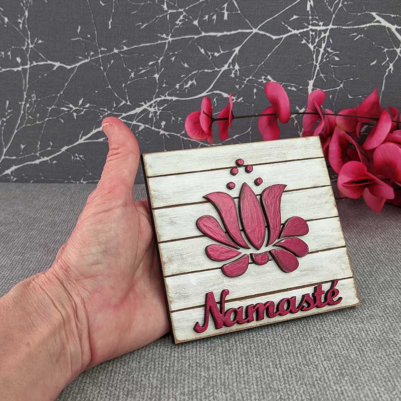 tablero vintage con namasté