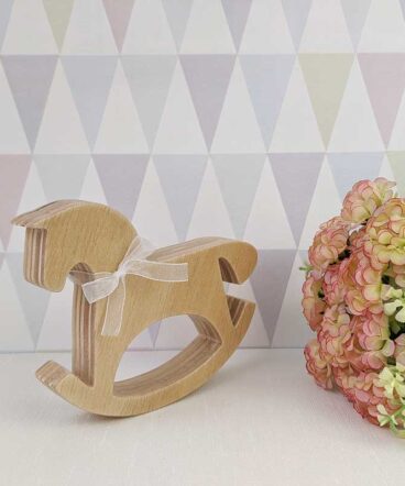 caballito balancín de madera