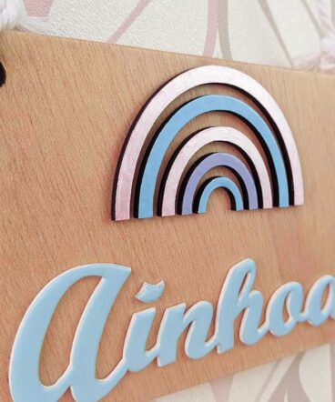 letrero con arcoiris personalizable