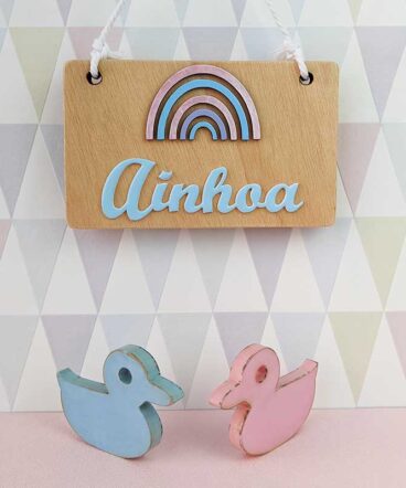 letrero con arcoiris personalizable