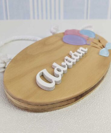 letrero con globos de metacrilato