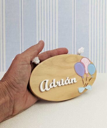 letrero con globos de metacrilato