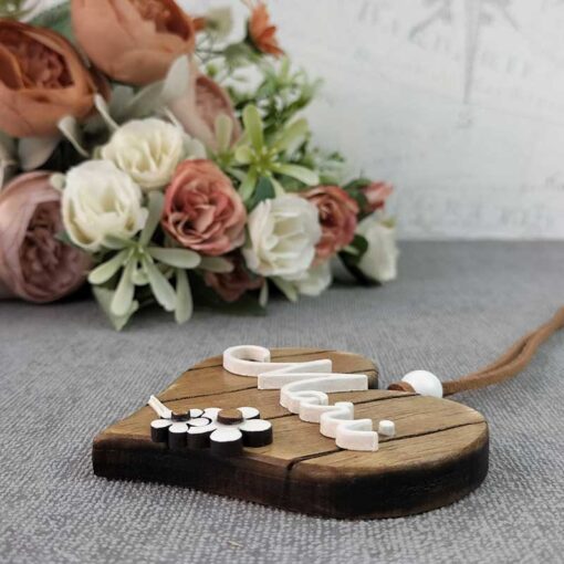 Corazón con flor personalizable - Imagen 4